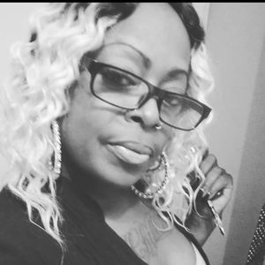 Meet your Posher, Patrina